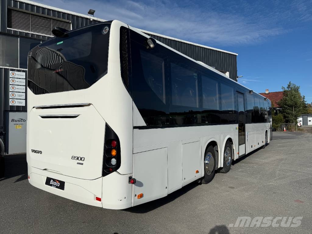 Volvo 8900. 62 seats. 3 Units! 長距離バス