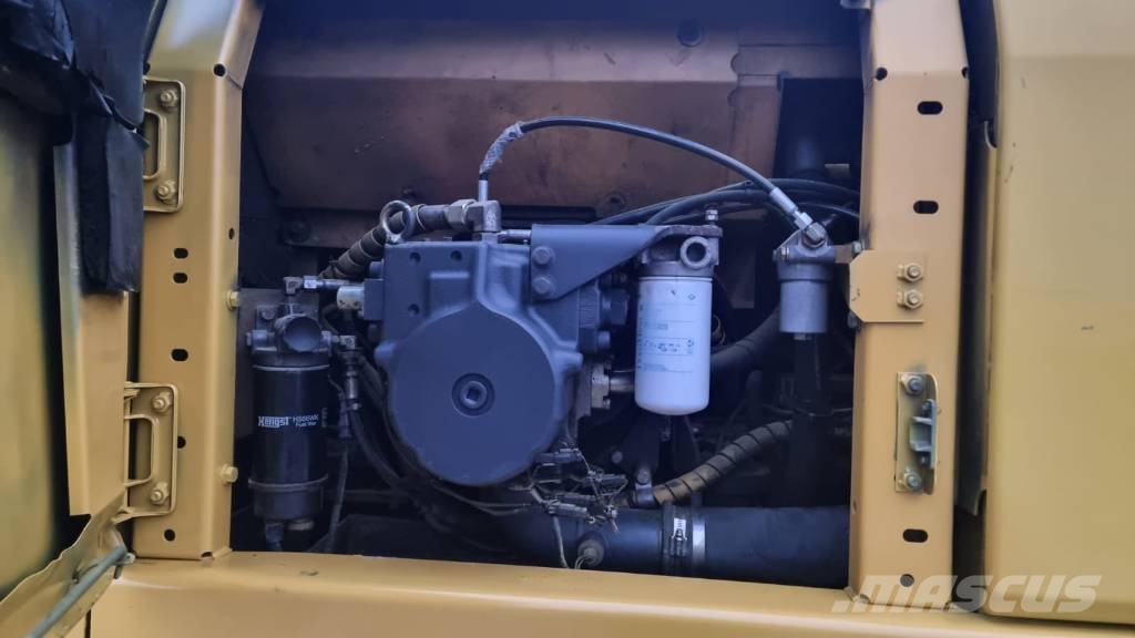 Komatsu PC 210-8 Верижен екскаватор