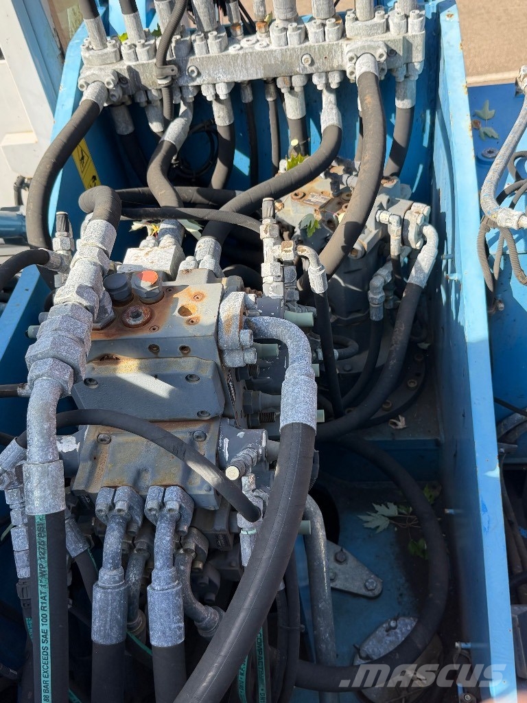 Fuchs MHL 340 E 8500h Recycling (no 335 331 350 ) Bagri za prekladanje primarnih/sekundarnih surovin