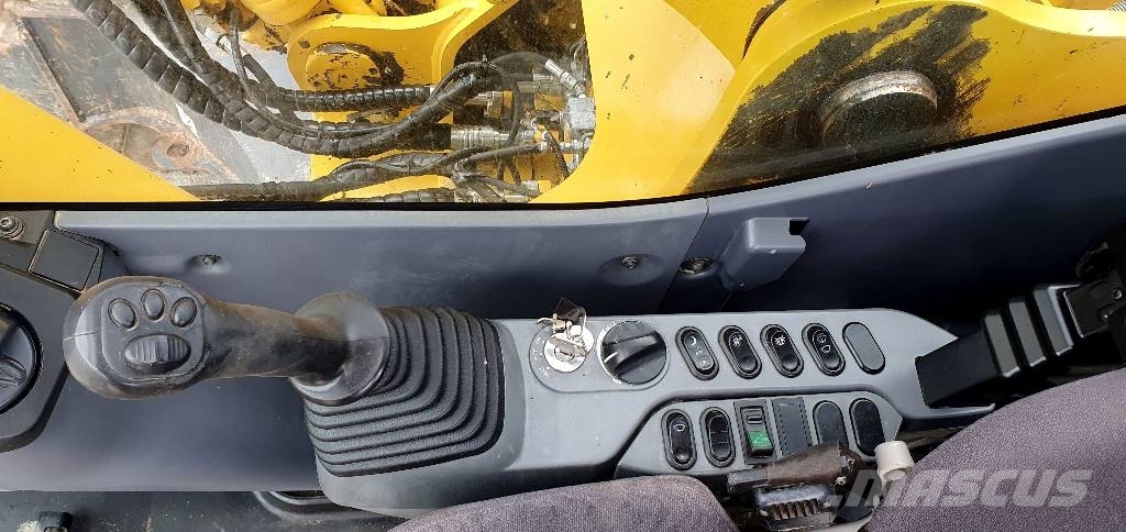 Komatsu PC 240 LC-10 Εκσκαφείς με ερπύστριες
