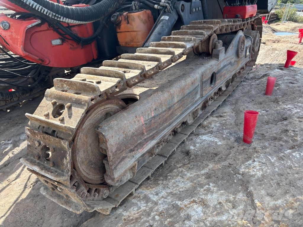 Sandvik Dino DC 400 Ri 도로 굴착기