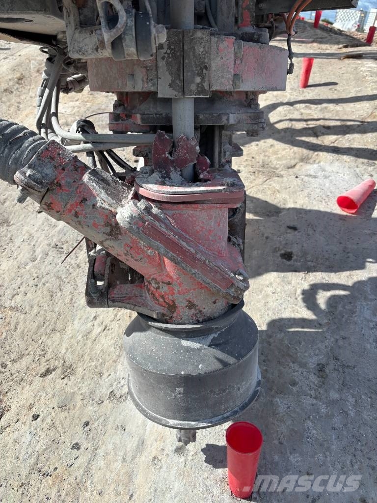 Sandvik Dino DC 400 Ri 도로 굴착기