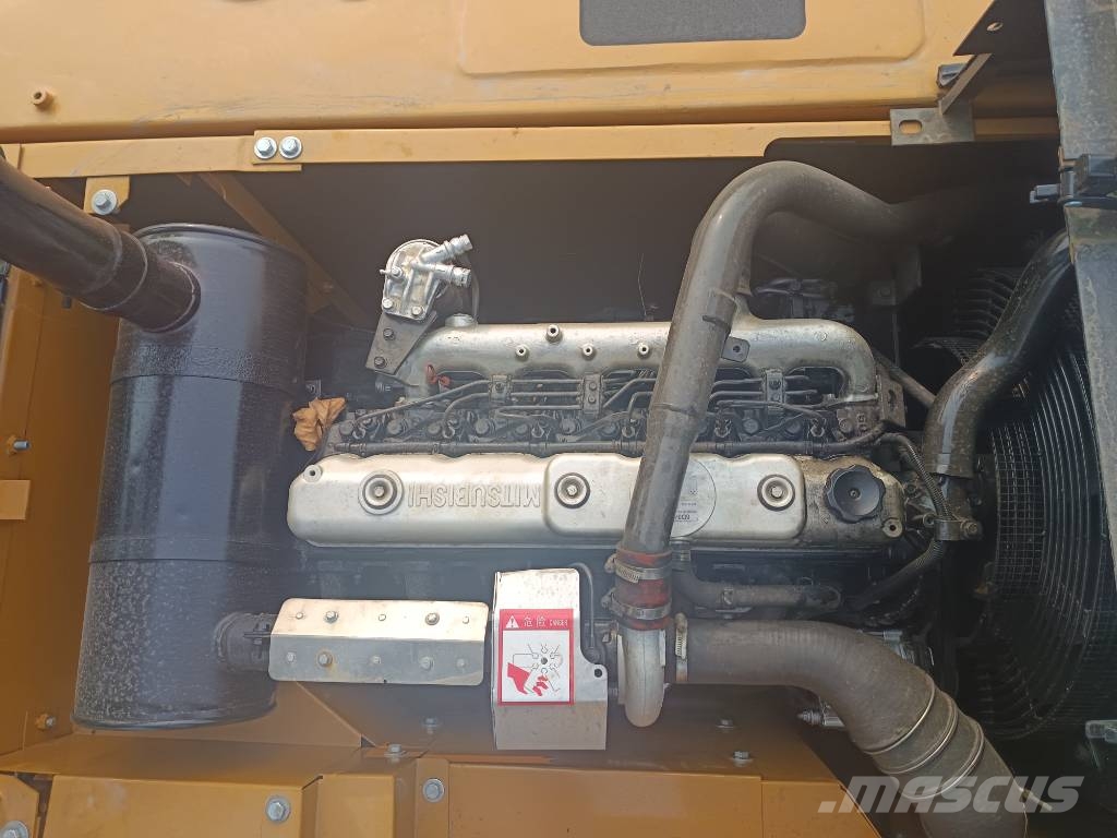 Sany SY 215H 履带挖掘机