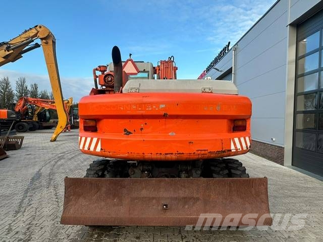 Fiat-Hitachi FH 130 W-3 Ekskavatori uz riteņiem