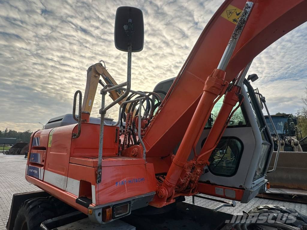 Fiat-Hitachi FH 130 W-3 Ekskavatori uz riteņiem