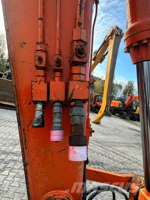 Fiat-Hitachi FH 130 W-3 Ekskavatori uz riteņiem