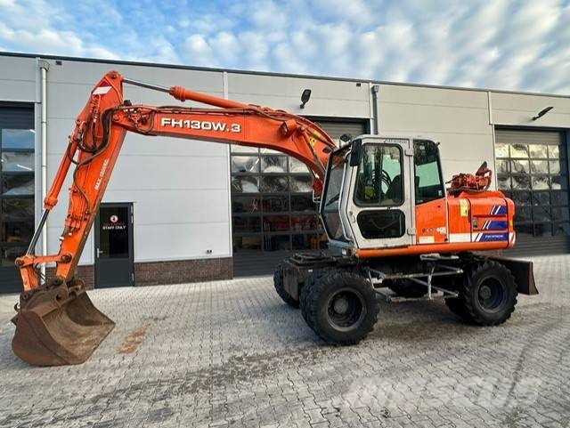Fiat-Hitachi FH 130 W-3 Ekskavatori uz riteņiem