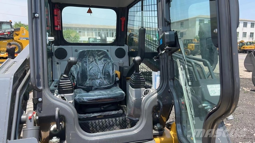 XCMG XC7-SR07B Skid steer loderler