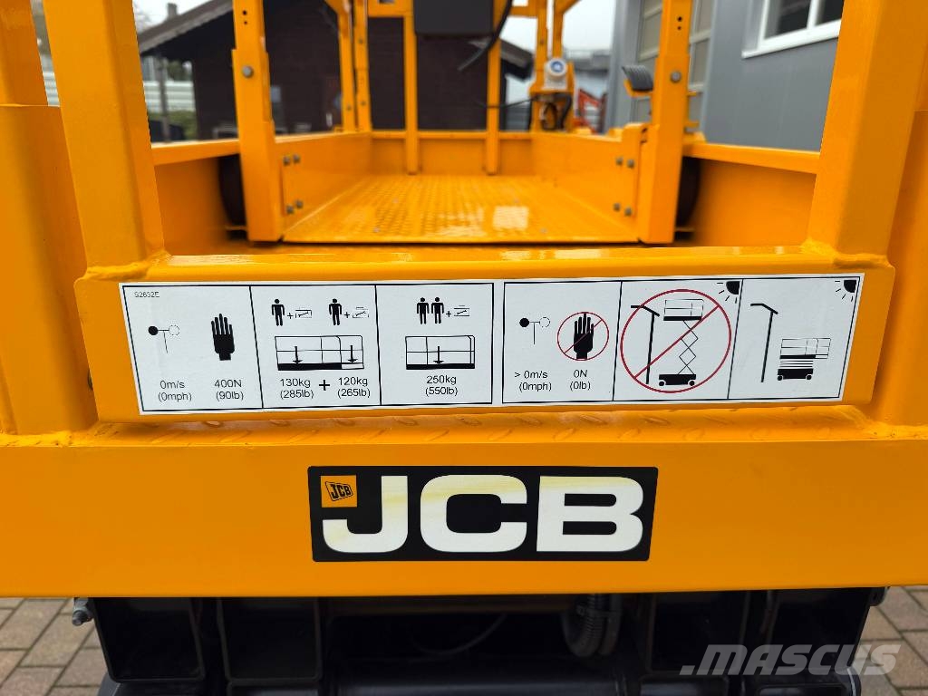 JCB S2632E Arbeitsbühne Kompakt 10m *NEU*Garantie* S2632E Arbeitsbühne Kompakt 10m *NEU*Garantie* Nacelle ciseaux