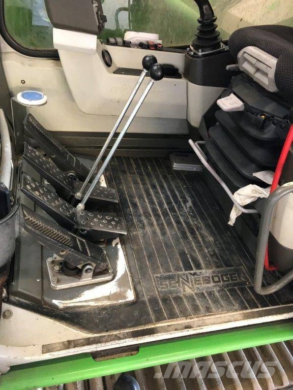 Sennebogen 690 履帶式起重機