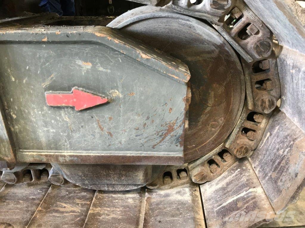 Sennebogen 690 履帶式起重機