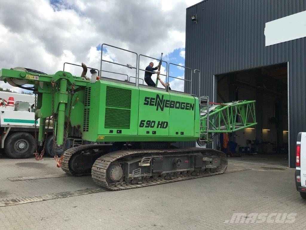 Sennebogen 690 履帶式起重機