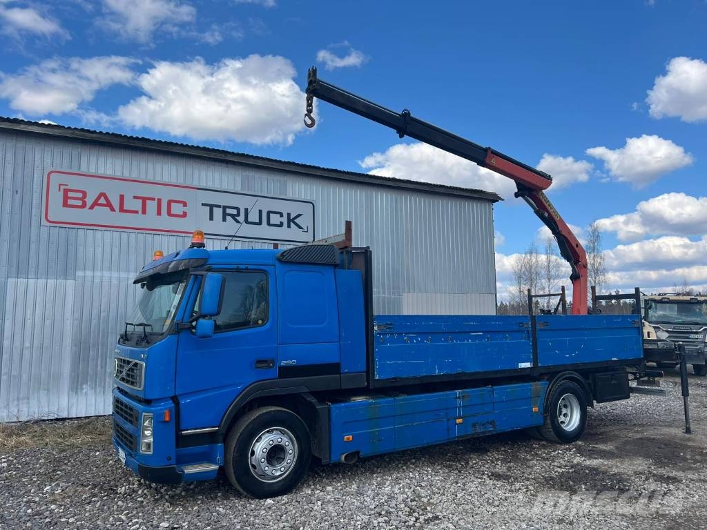 Volvo FM 9, PALFINGER CRANE Truck mounted cranes