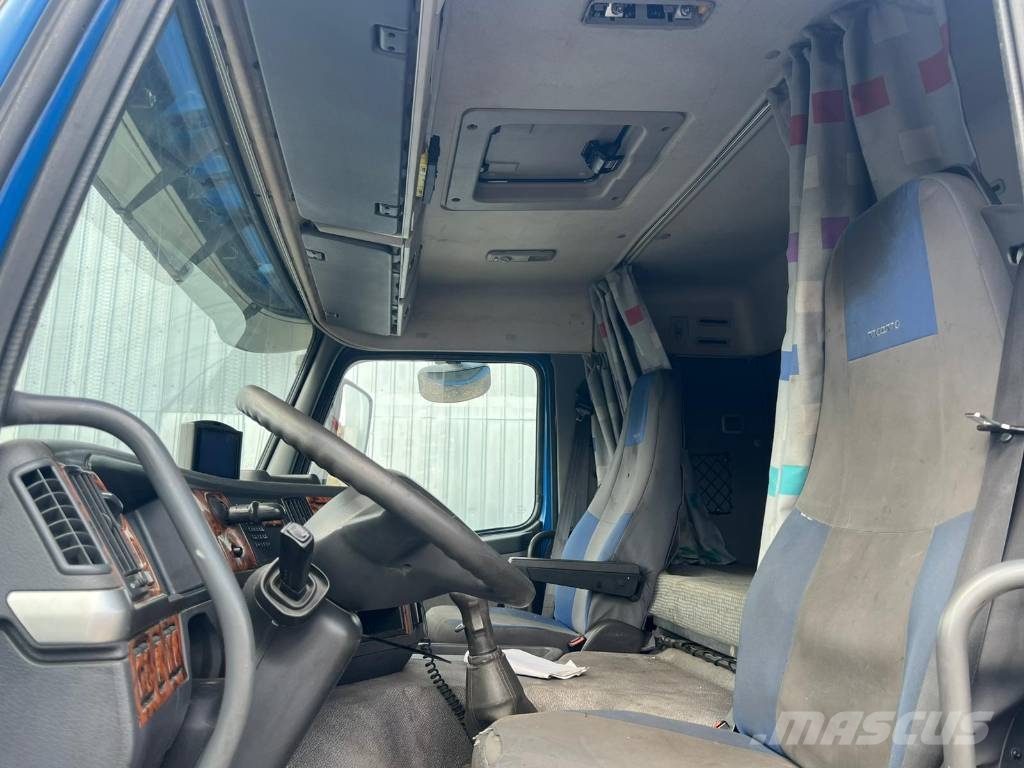 Volvo FM 9, PALFINGER CRANE Truck mounted cranes