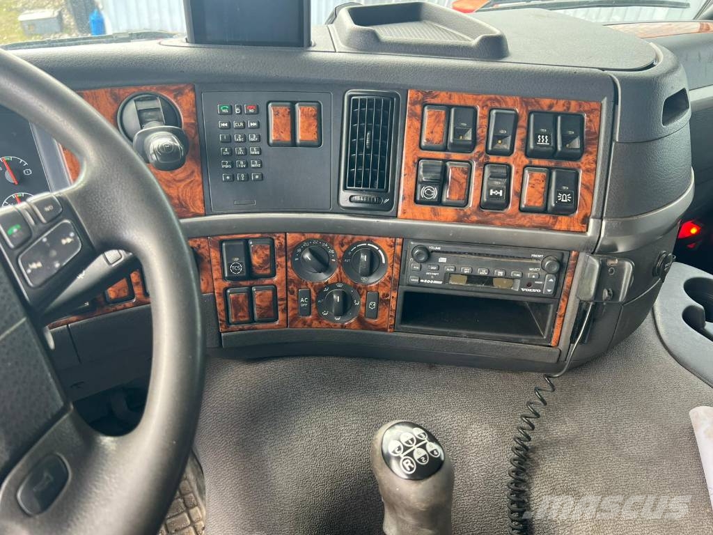 Volvo FM 9, PALFINGER CRANE Truck mounted cranes