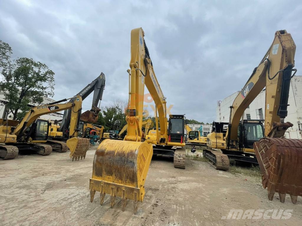 Komatsu PC 220 Raupenbagger