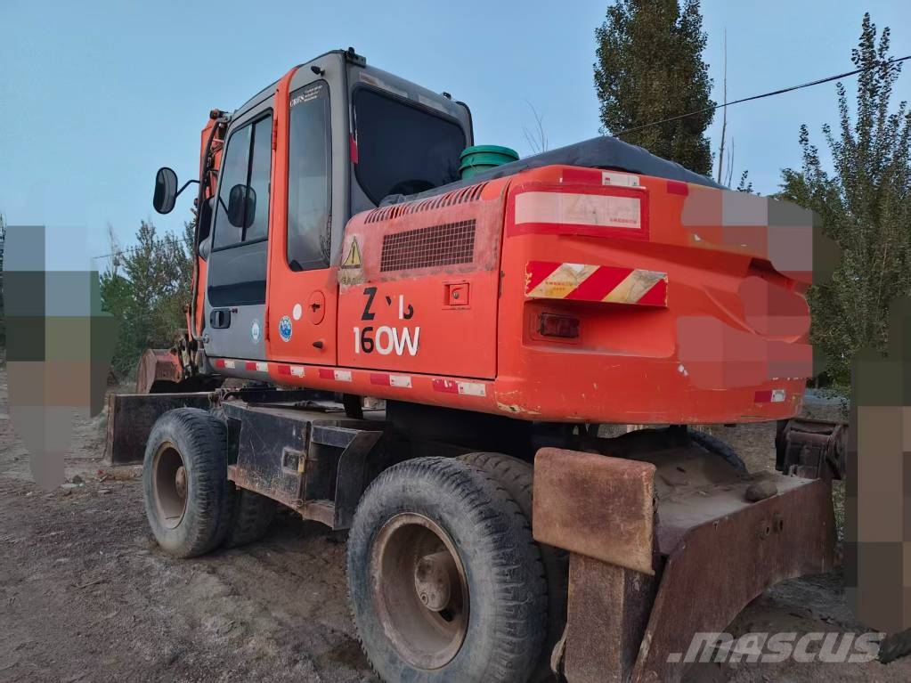 Hitachi ZX130W Mobilbagger