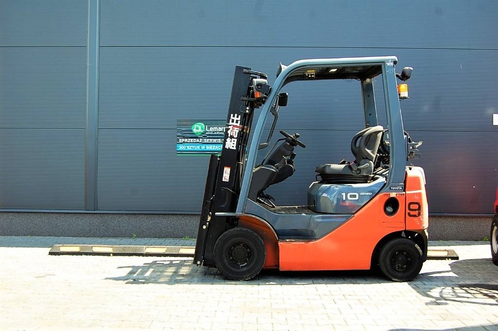 Toyota 8FG10 LPG forklifts