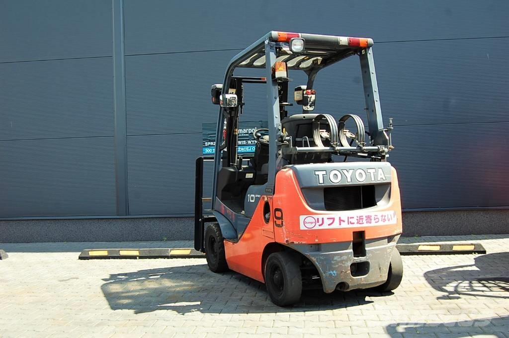 Toyota 8FG10 LPG forklifts