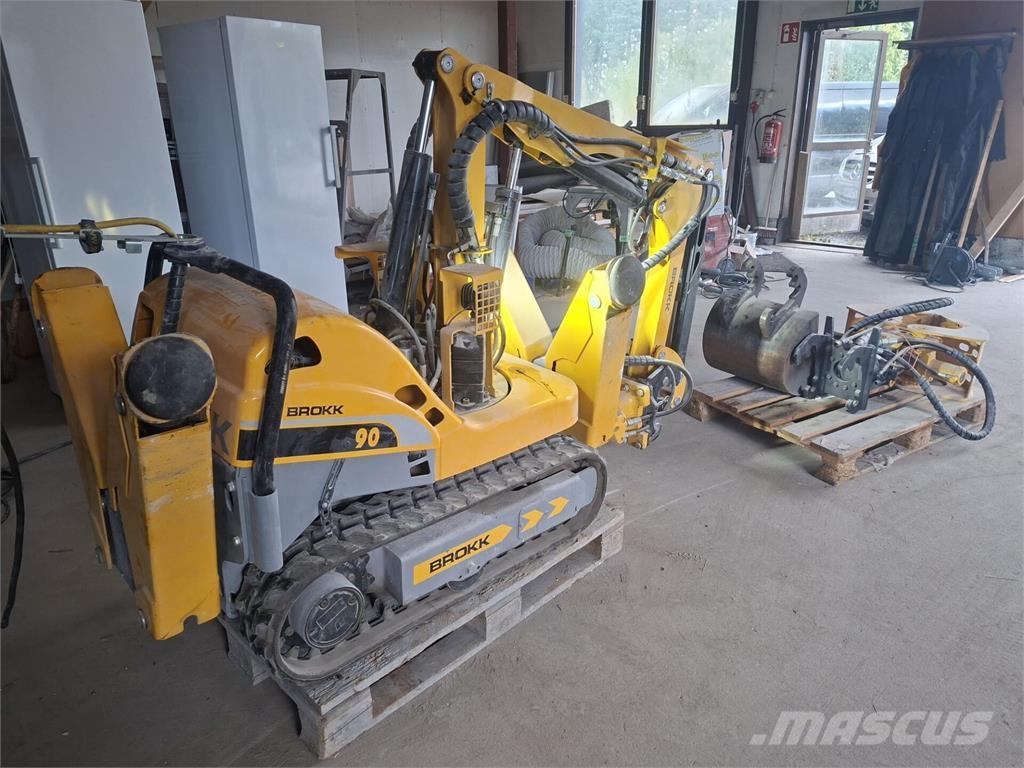 Brokk 90 Sloopgraafmachines