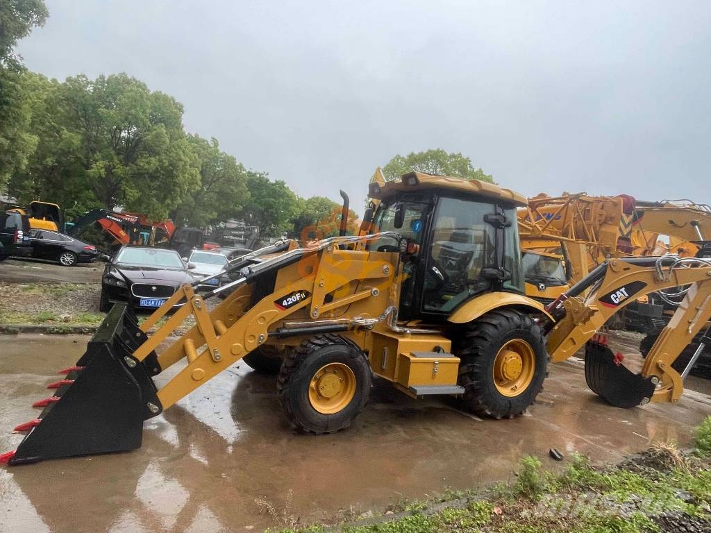 CAT 420 F Ekskavatoriniai krautuvai