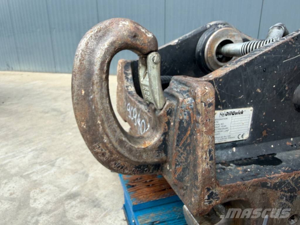 OilQuick OQ80 - M318D / M320F / M322D / 320D / 320E / 323D Quick connectors