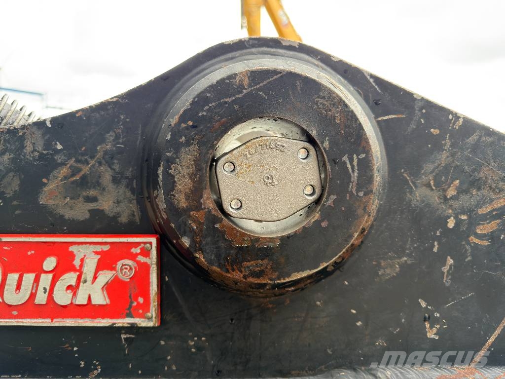 OilQuick OQ80 - M318D / M320F / M322D / 320D / 320E / 323D Quick connectors