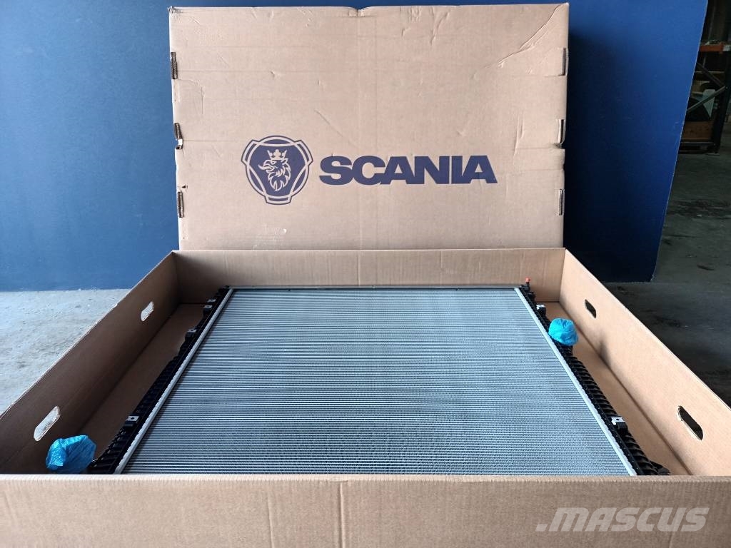Scania RADIATOR 100dm² 2552202 엔진