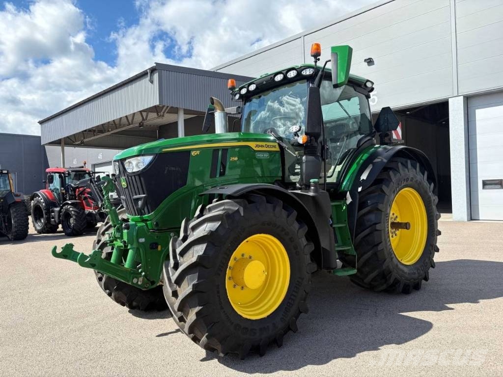John Deere 6R 250 FRI FRAKT * Traktorit