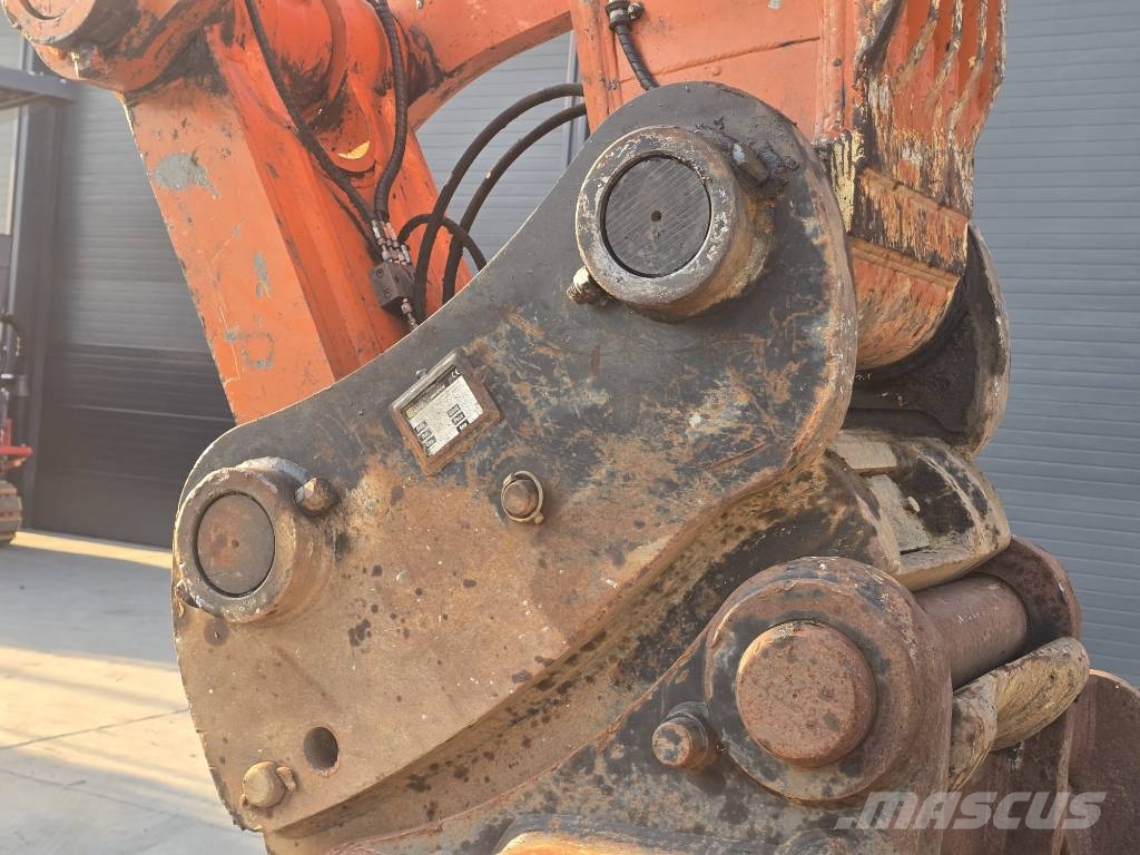 Hitachi Zaxis 490 LCH-6 حفارات زحافة