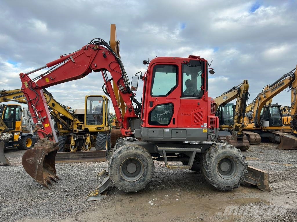 Komatsu PW98MR-8 Колісні екскаватори