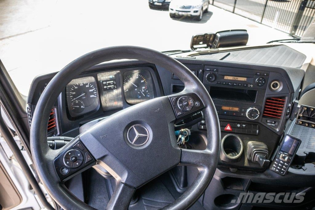 Mercedes-Benz AROCS 1845 HAD + HYDR. 트랙터 유닛