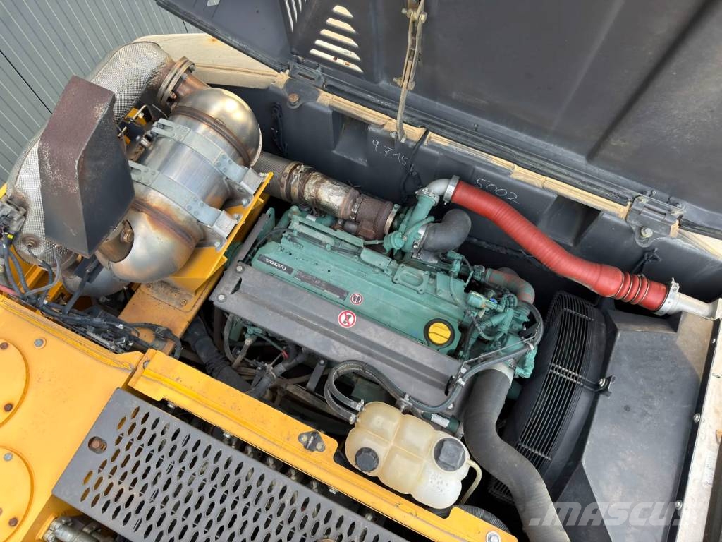Volvo EW180E Pelle sur pneus