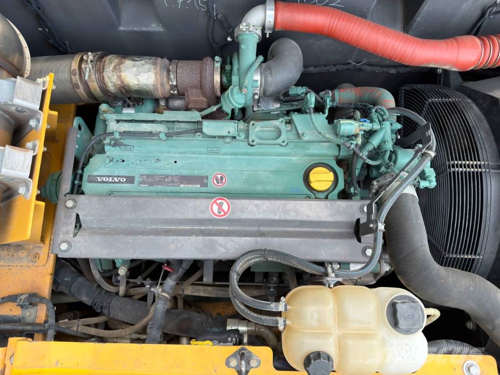 Volvo EW180E Pelle sur pneus