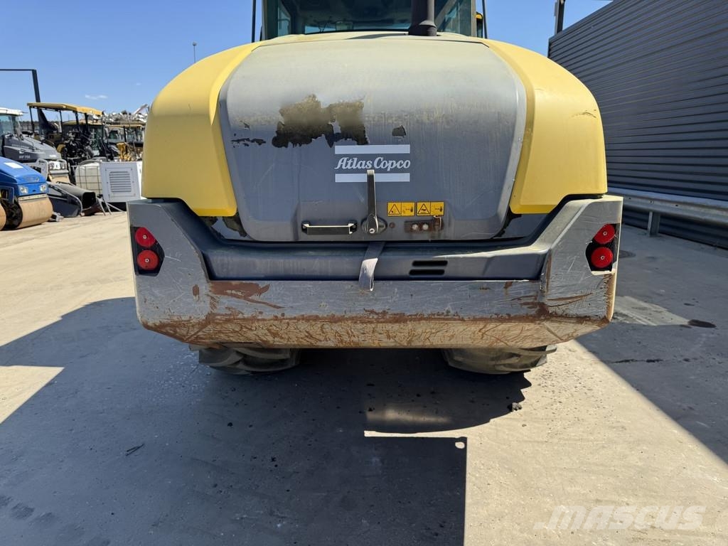 Dynapac CA3500D Trilrolwalsen