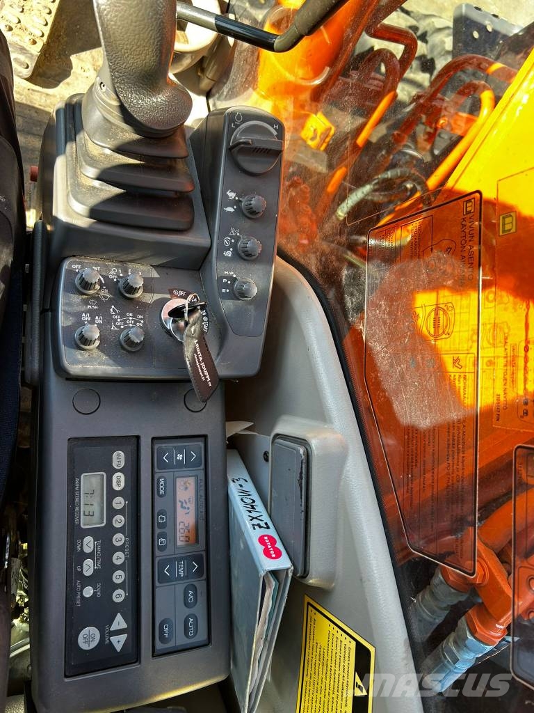 Hitachi ZX 140 W-3 / Vähän ajettu, 3Kauhaa, Huoltokirja! Εκσκαφείς με τροχούς - λάστιχα