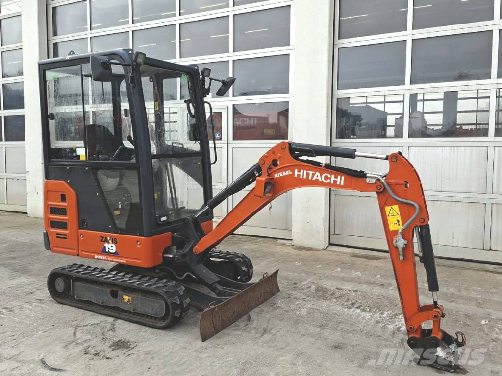 Hitachi ZX 19 U-6 Mini excavadoras < 7t