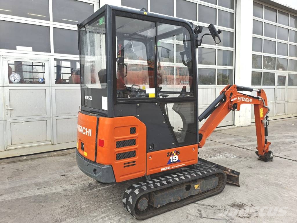 Hitachi ZX 19 U-6 Mini excavadoras < 7t