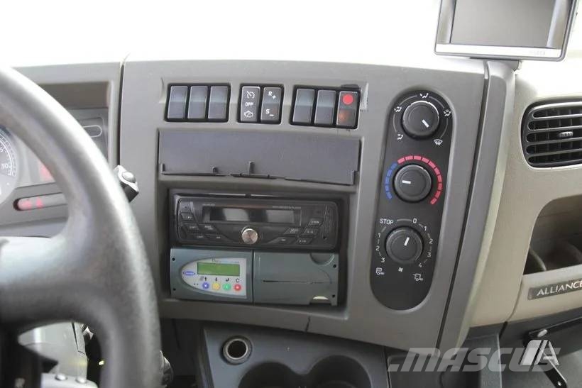 Renault Midlum 220Dxi –r-029 溫控卡車