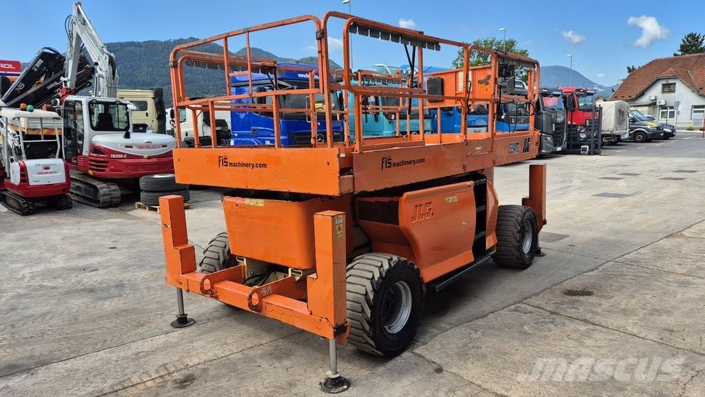 JLG 3394RT - 2008 YEAR - 4730 HOURS - 12M Sakselifter