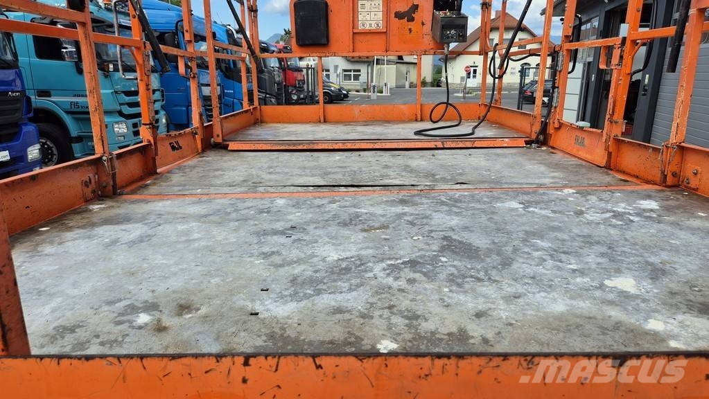 JLG 3394RT - 2008 YEAR - 4730 HOURS - 12M Sakselifter