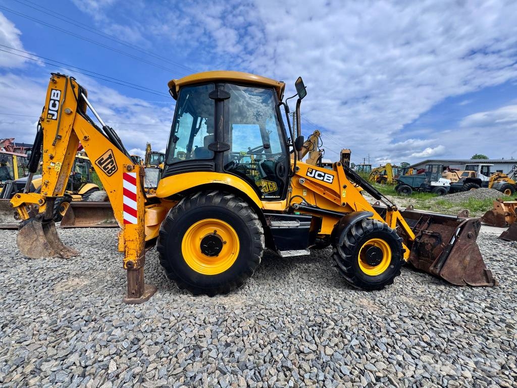 JCB 3 CX Kaivurikuormaajat