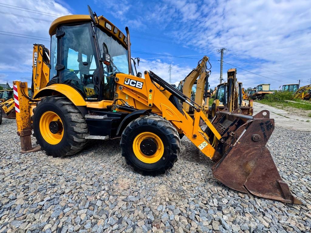 JCB 3 CX Kaivurikuormaajat