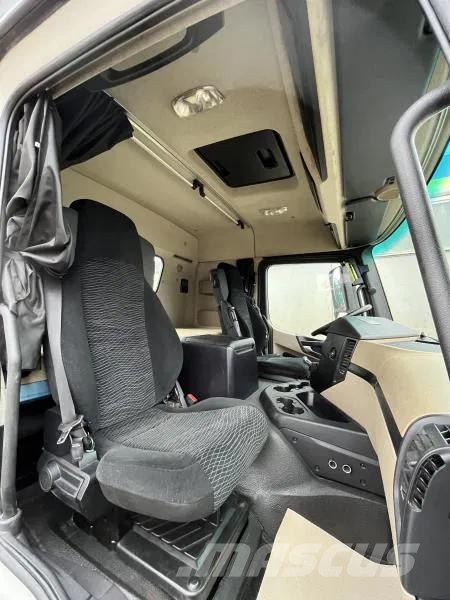 Mercedes-Benz Actros 2543 BL 6x2 MEILLER Abroller TÜV NEU! Камиони с кран с кука