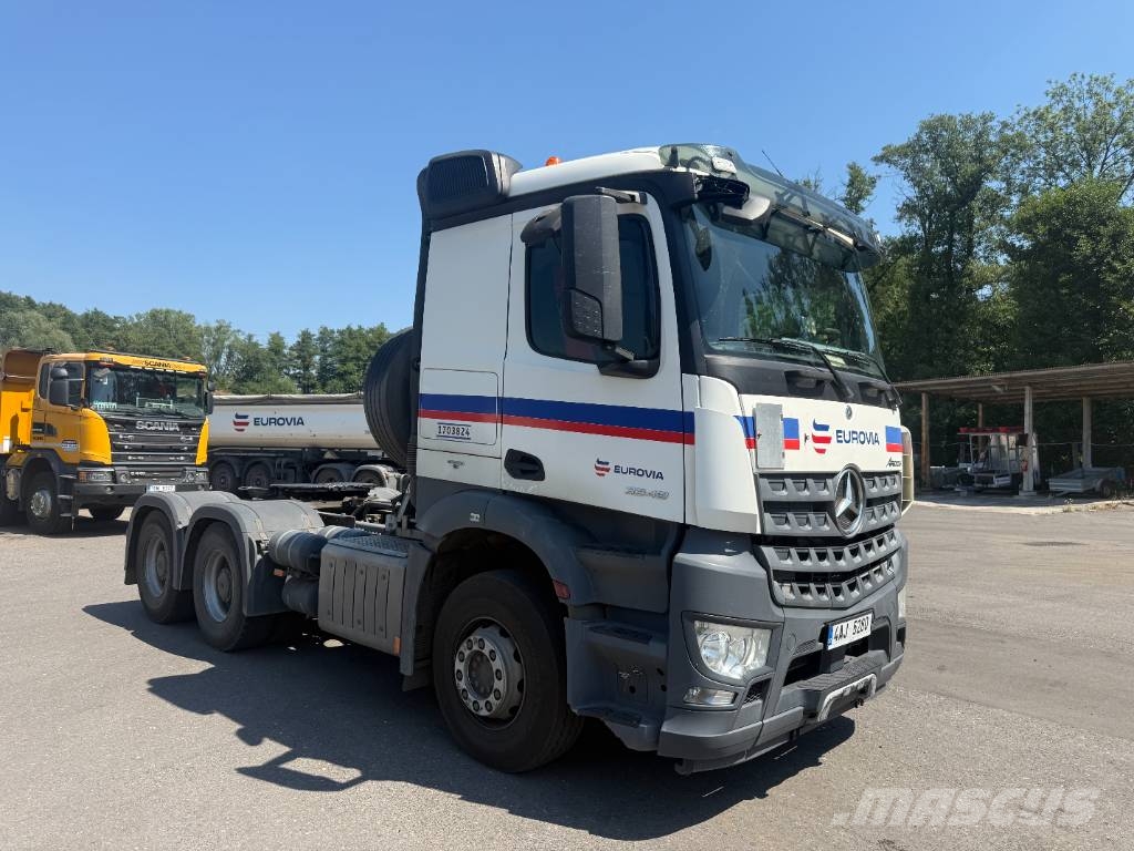 Mercedes-Benz 963-4-E Camiones tractor