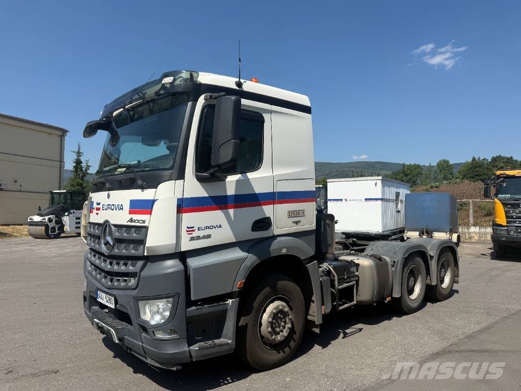 Mercedes-Benz 963-4-E Camiones tractor