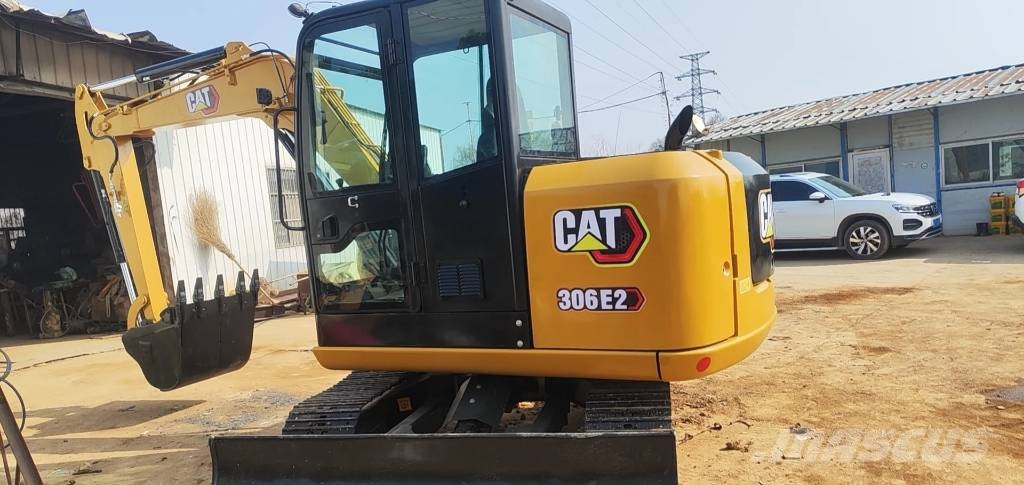 CAT 306 소형 굴삭기 7톤 미만