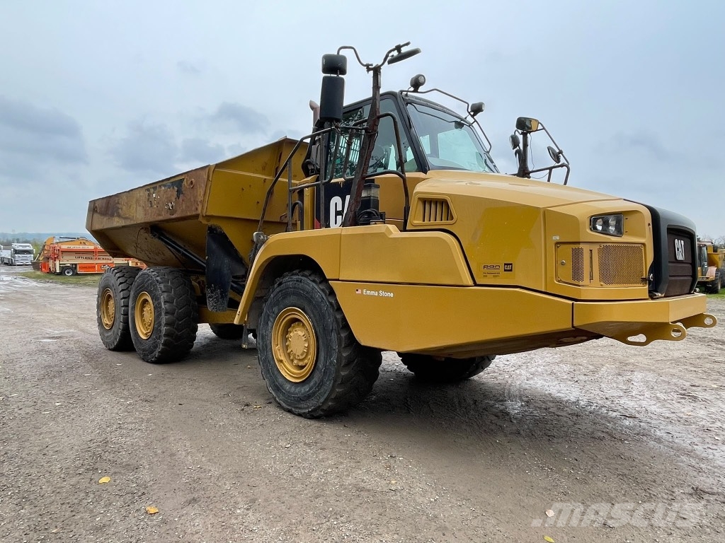 CAT 730 C / 730C Зчленовані самоскиди