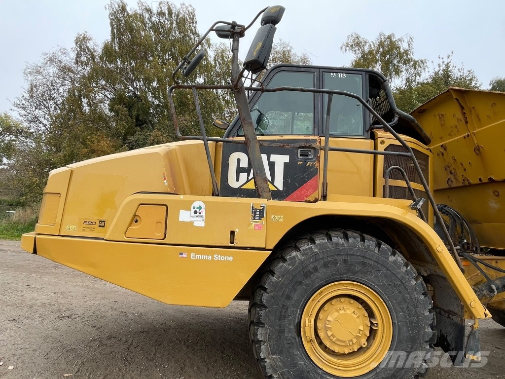 CAT 730 C / 730C Зчленовані самоскиди