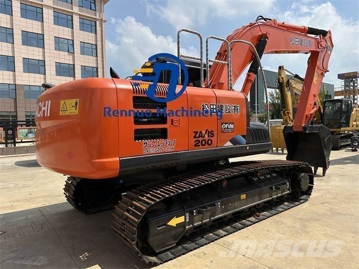 Hitachi ZX 200-3 Гусеничні екскаватори